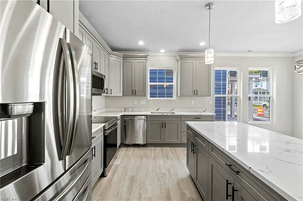 220 W 27th ST, NORFOLK VA 23517 thumb 10