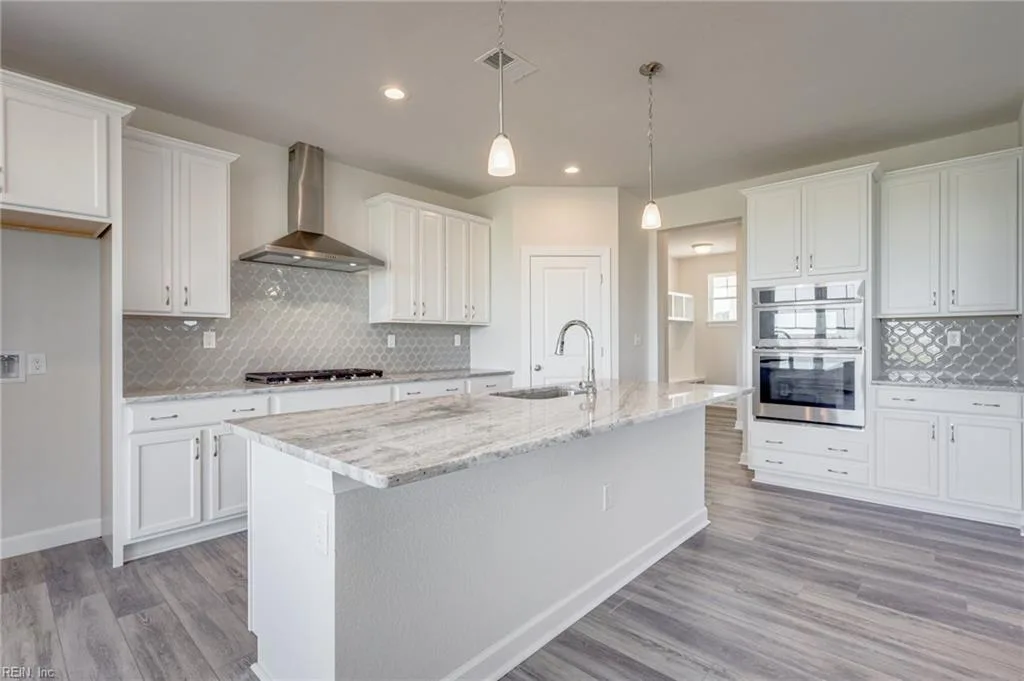 717 Beaver Dam RD, CHESAPEAKE VA 23322 thumb 10