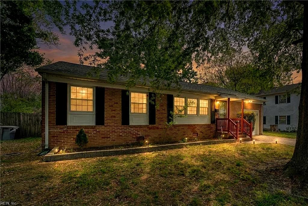 203 Valirey DR, HAMPTON VA 23669 - Main photo