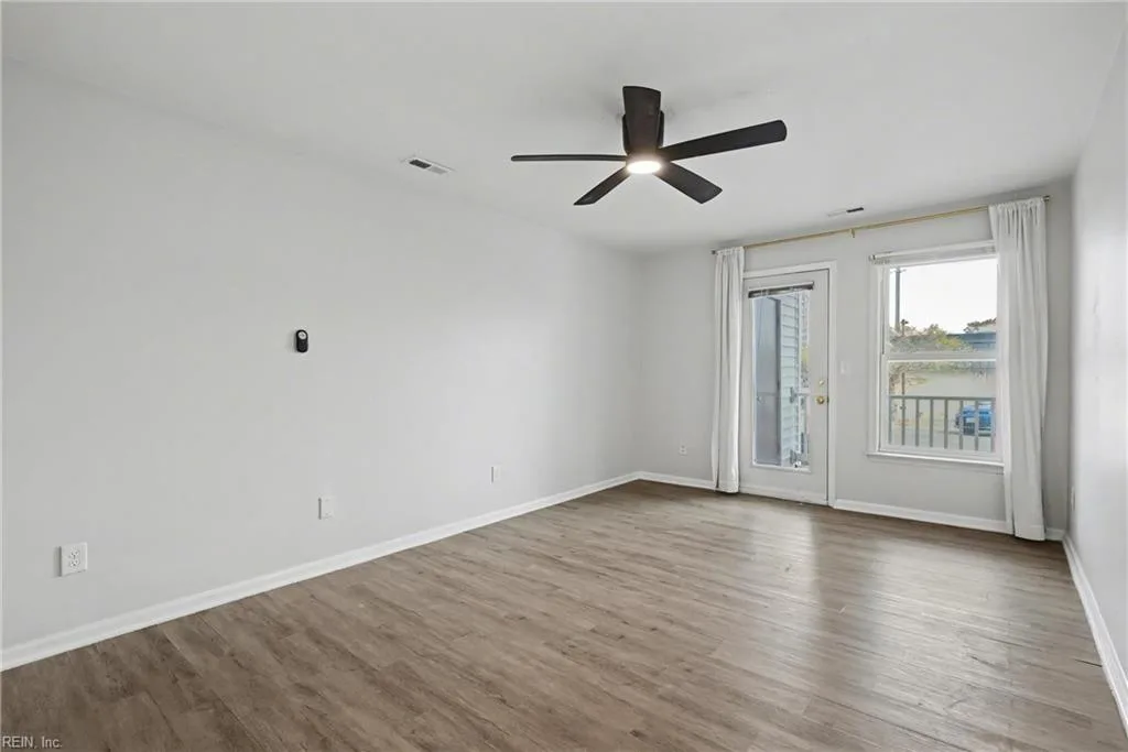 2225 Estuary CT, VIRGINIABEACH VA 23451 thumb 12