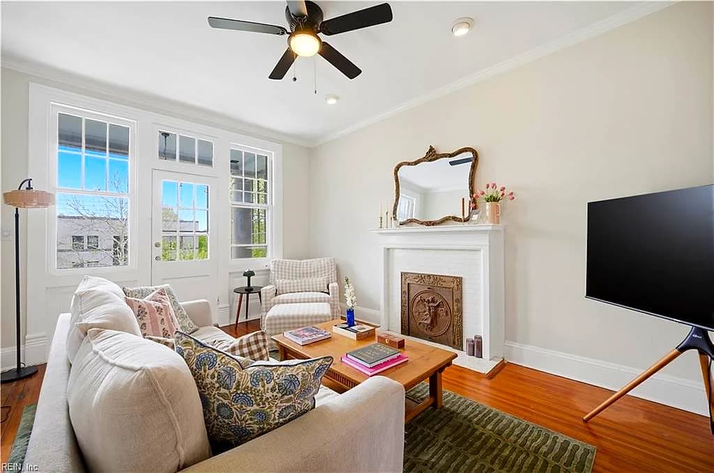 524 Graydon AVE #6, NORFOLK VA 23507 - Main photo