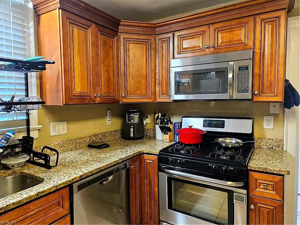 13 Beacon RD, PORTSMOUTH VA 23702 thumb 6
