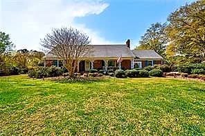 309 Hunterdale RD, FRANKLIN VA 23851 - Photo 2