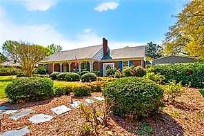 309 Hunterdale RD, FRANKLIN VA 23851 - Photo 4