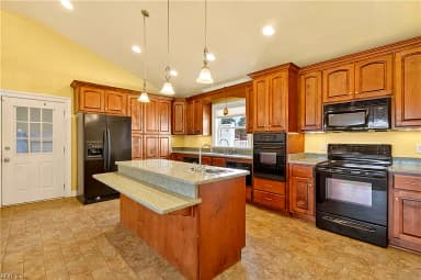 2301 Airport RD, SUFFOLK VA 23434 thumb 11