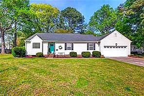 4 Poplar CT, SMITHFIELD VA 23430 - Main photo