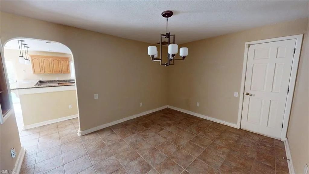 4908 Farrington DR, VIRGINIABEACH VA 23455 thumb 10