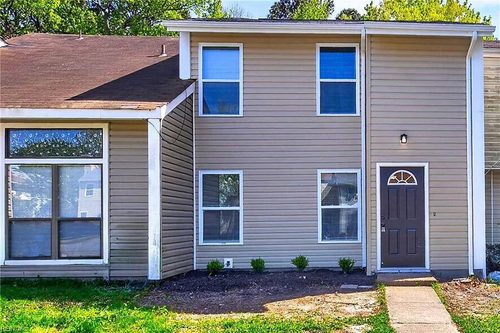 3909 Inverness RD, VIRGINIA BEACH VA 23452 - Main photo
