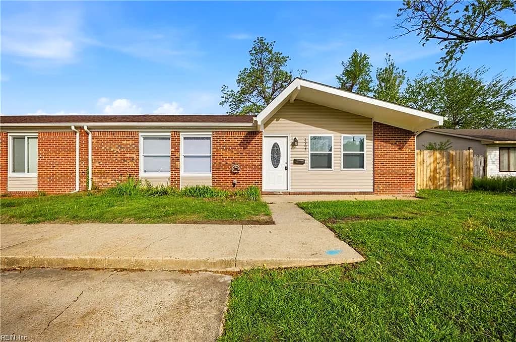 2908 Peppercorn CT, VIRGINIA BEACH VA 23453 - Main photo