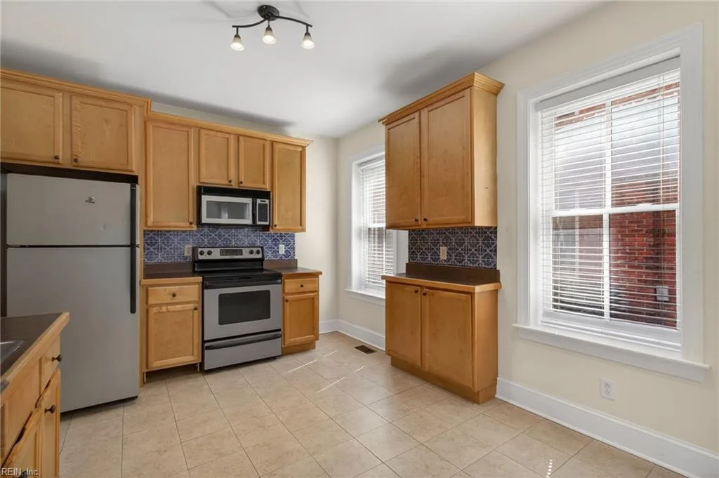3710 Colley AVE #B, NORFOLK VA 23508 thumb 12