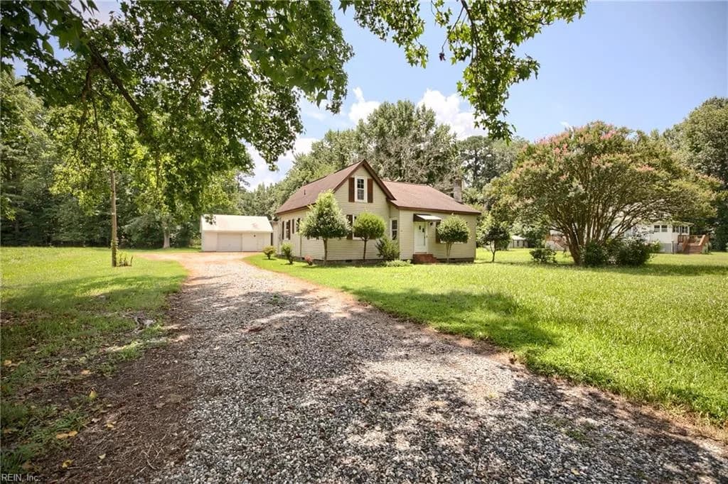2791 Kings Creek RD, HAYES VA 23072 - Main photo