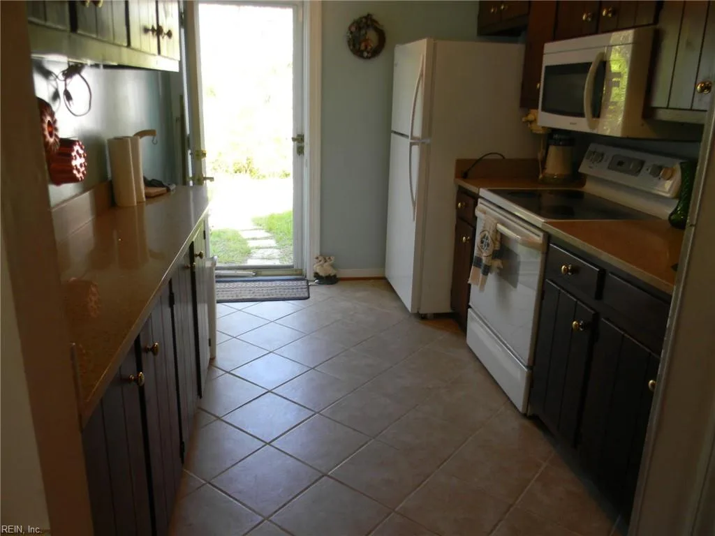 3851 Old Concord RD, GLOUCESTER VA 23061 thumb 11