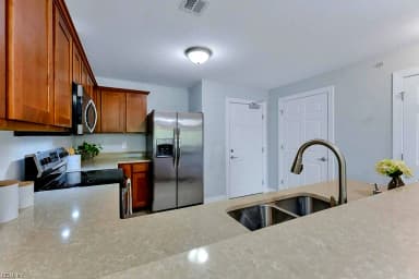 1016 Thoroughgood WAY #307, CHESAPEAKE VA 23324 thumb 6