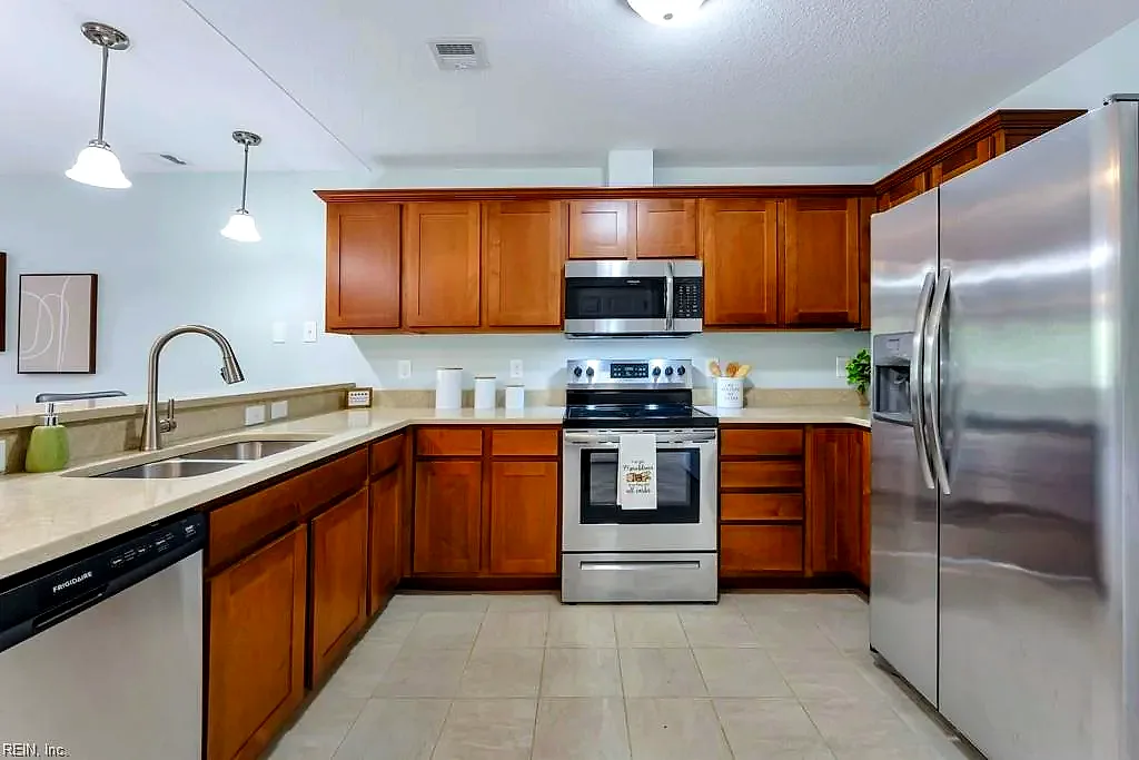 1016 Thoroughgood WAY #307, CHESAPEAKE VA 23324 thumb 7