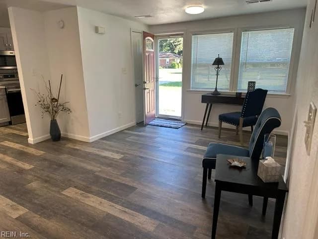 404 Forest RD, CHESAPEAKE VA 23322 thumb 10