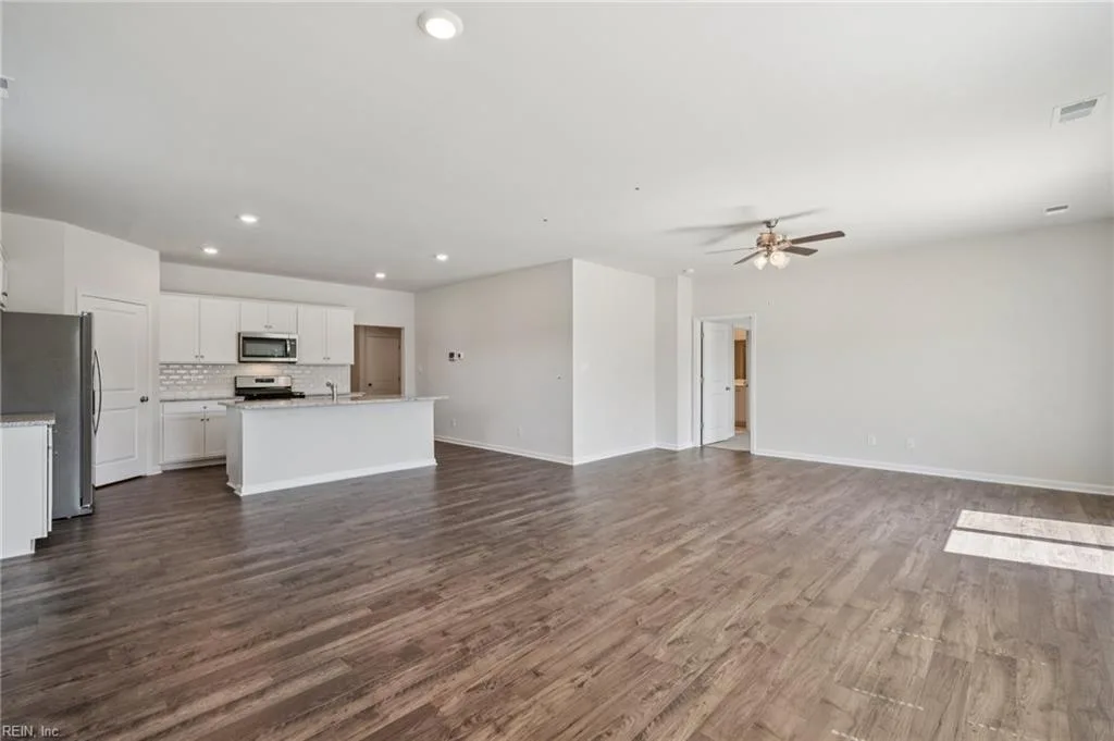 109 Gallop WAY, YORKTOWN VA 23690 thumb 6
