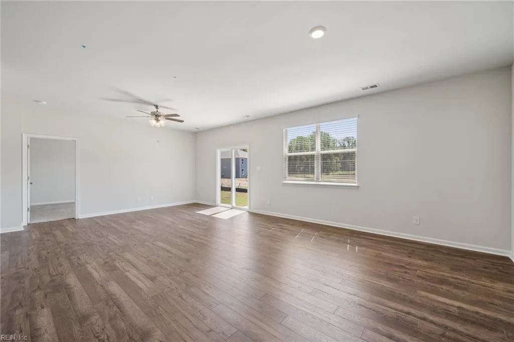 109 Gallop WAY, YORKTOWN VA 23690 thumb 10