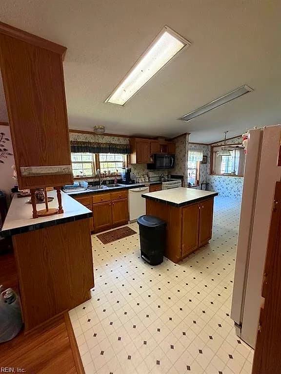 6377 Wild Acres TRL, GLOUCESTER VA 23061 thumb 11