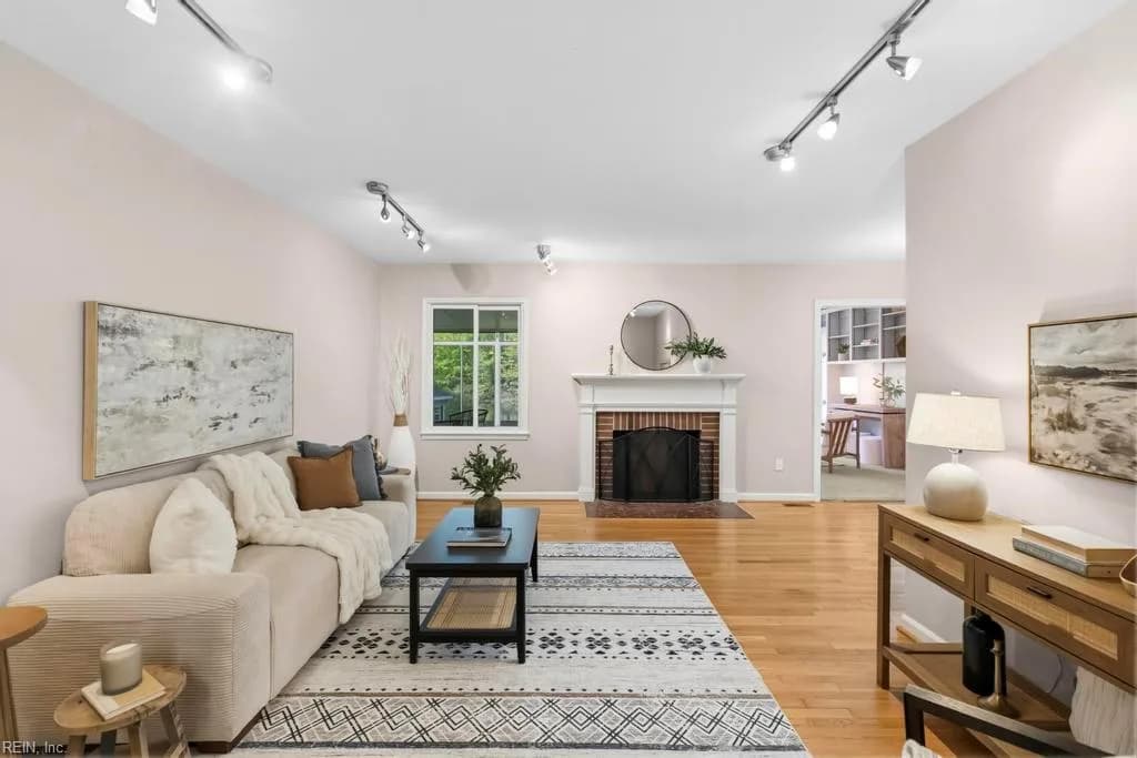 915 Catalina DR, NEWPORTNEWS VA 23608 thumb 9