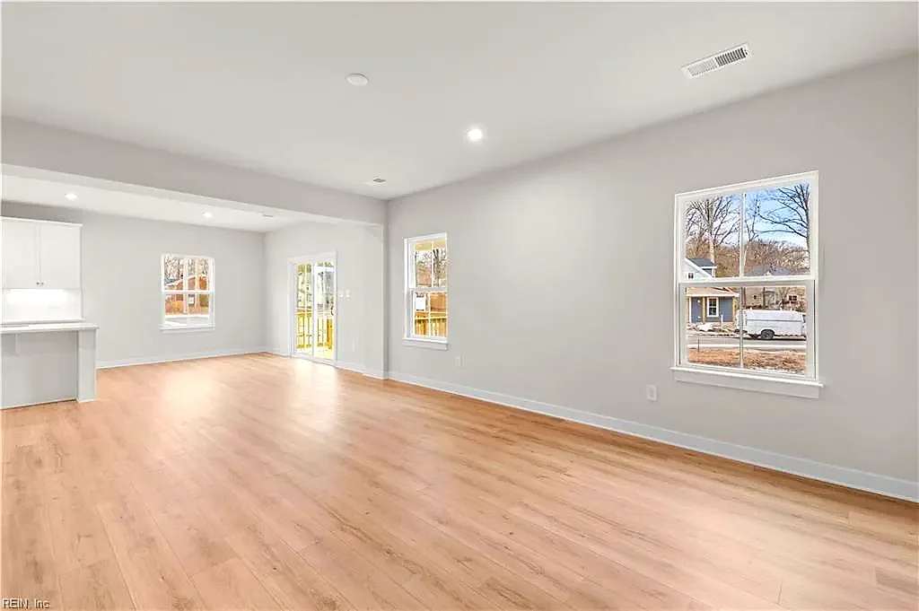 109 Oysterman's WAY, POQUOSON VA 23662 thumb 11