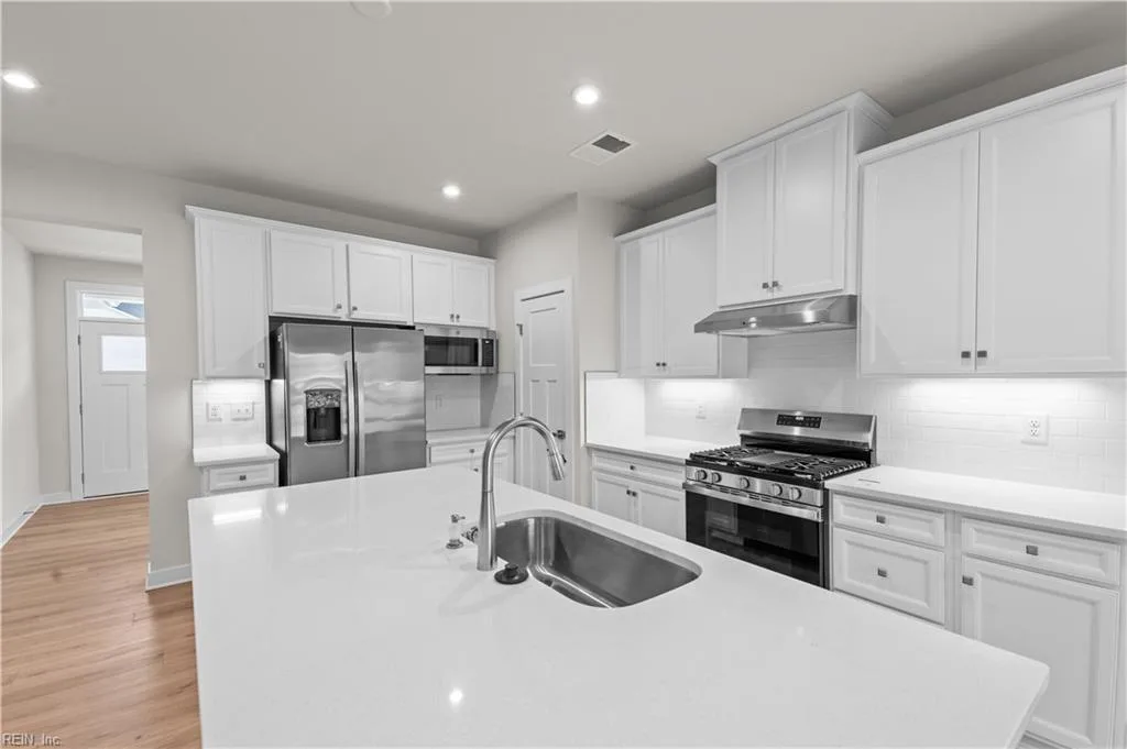 109 Oysterman's WAY, POQUOSON VA 23662 thumb 8