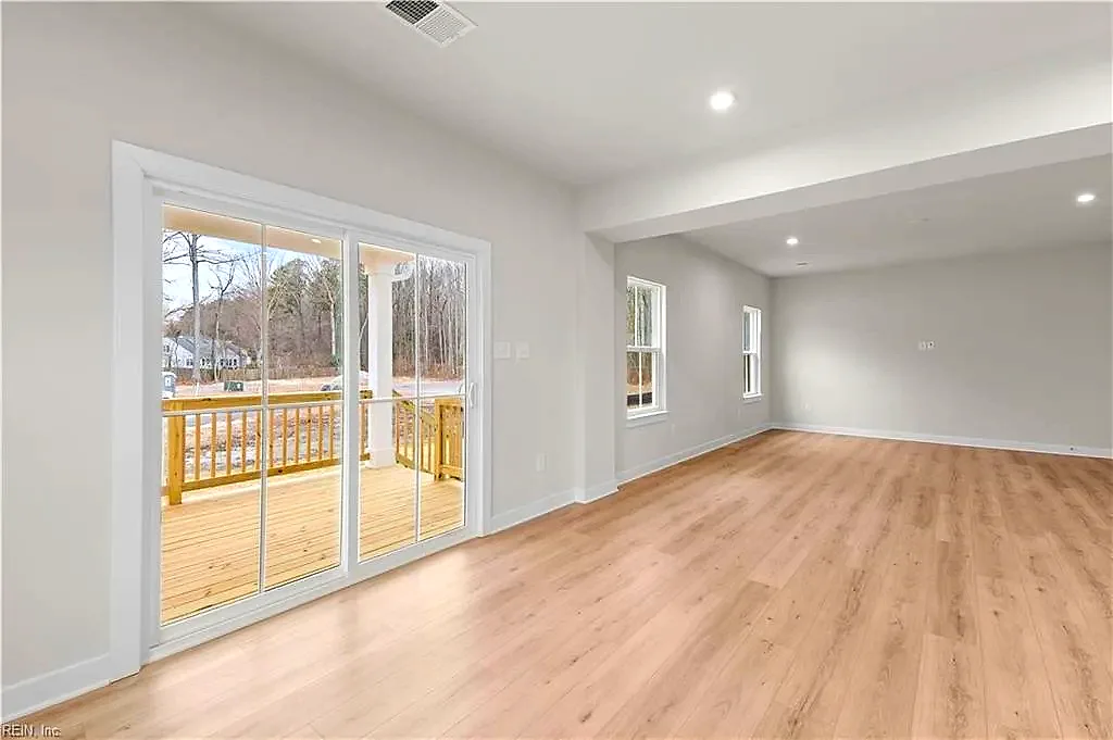 109 Oysterman's WAY, POQUOSON VA 23662 thumb 9