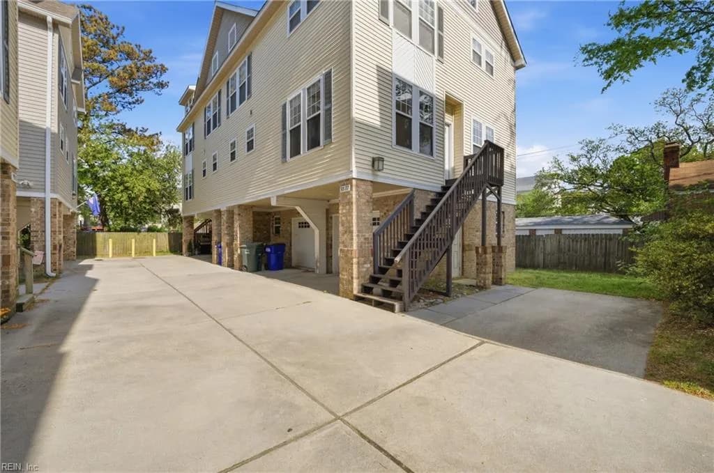 9577 8th Bay ST, NORFOLK VA 23518 - Main photo