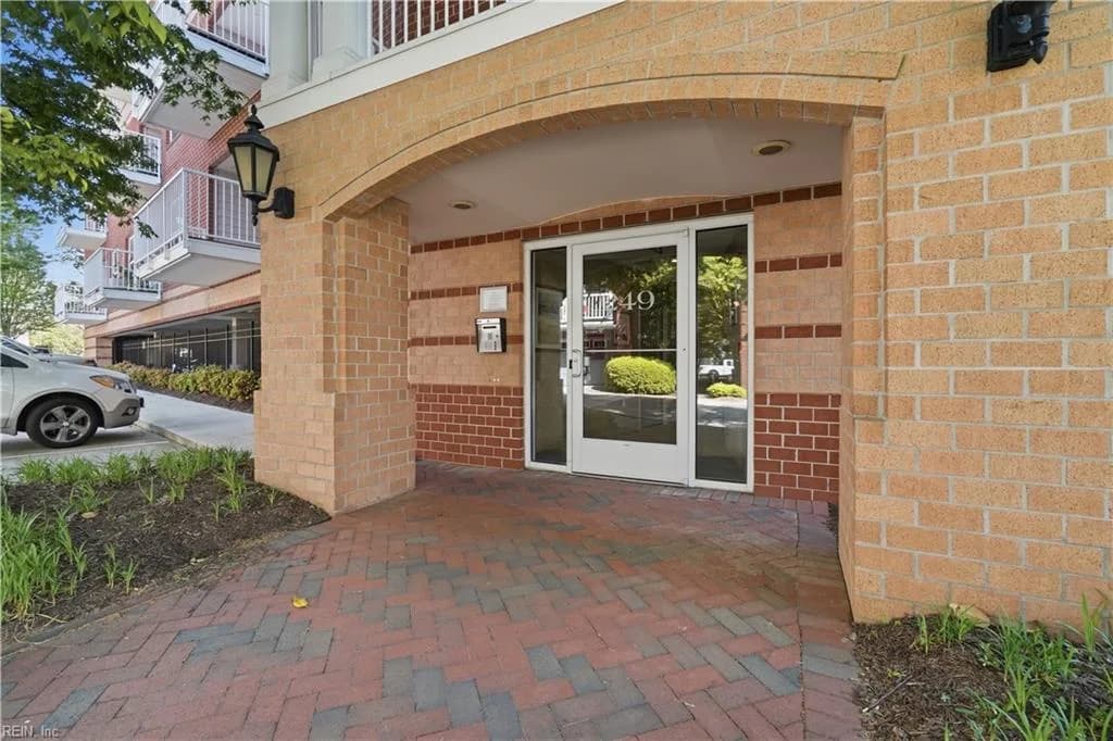 249 W Freemason ST #205, NORFOLK VA 23510 - Photo 5
