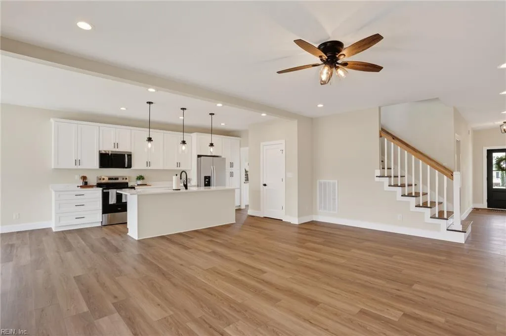 109 Queens LN, FRANKLIN VA 23851 thumb 9