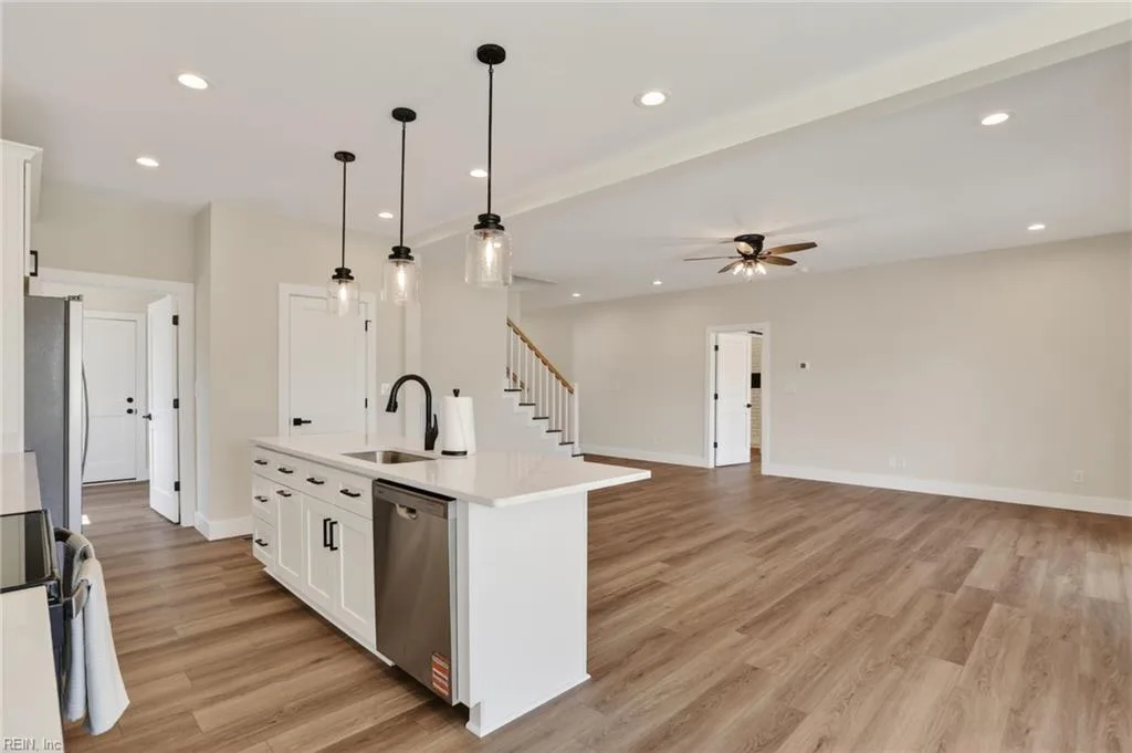 109 Queens LN, FRANKLIN VA 23851 thumb 10