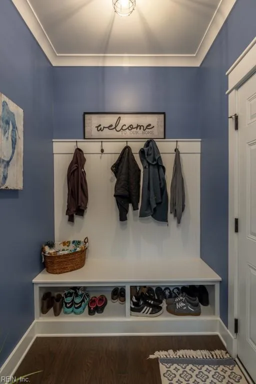 3840 Hunter LN, HAYES VA 23072 - Photo 5