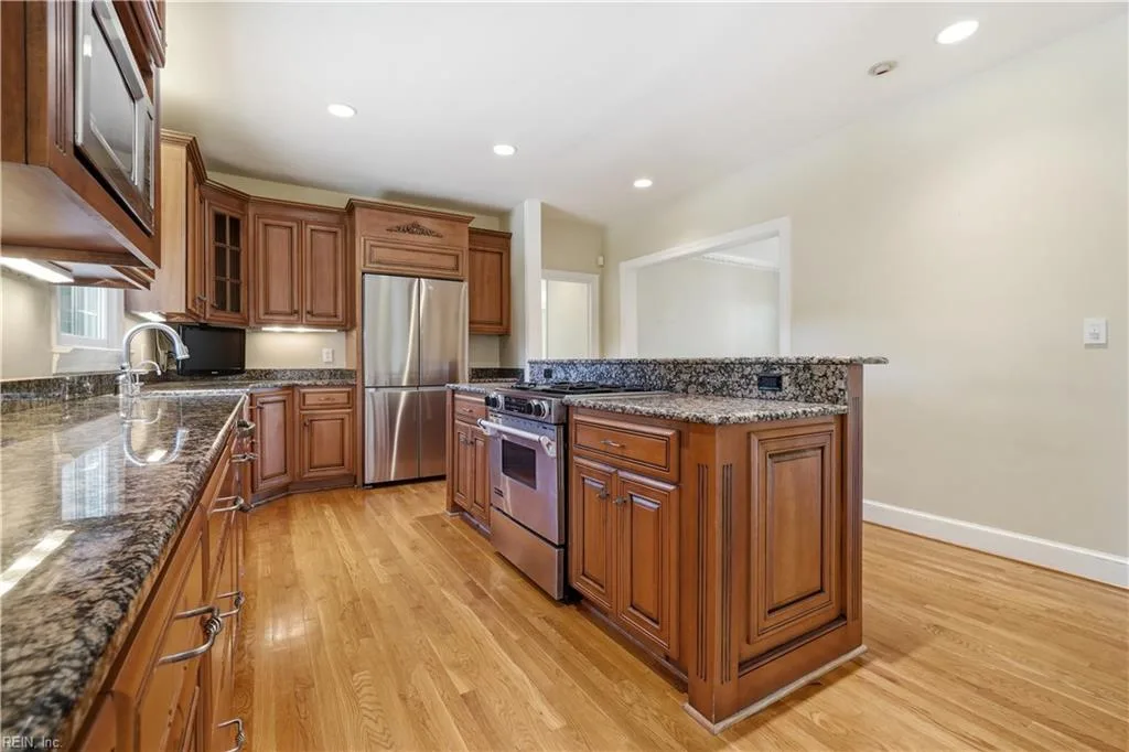 5718 Shenandoah AVE, NORFOLK VA 23509 thumb 11