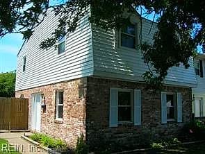 3327 Lakecrest RD, VIRGINIA BEACH VA 23452 - Main photo
