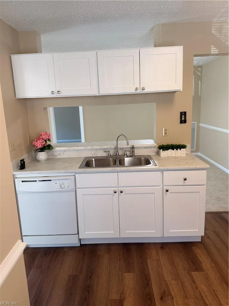 2127 Refuge CT, VIRGINIABEACH VA 23454 thumb 6