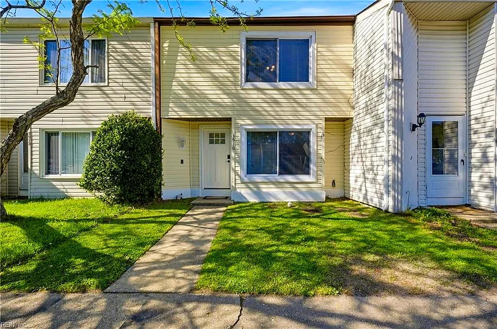 3910 Inverness RD, VIRGINIA BEACH VA 23452 - Main photo