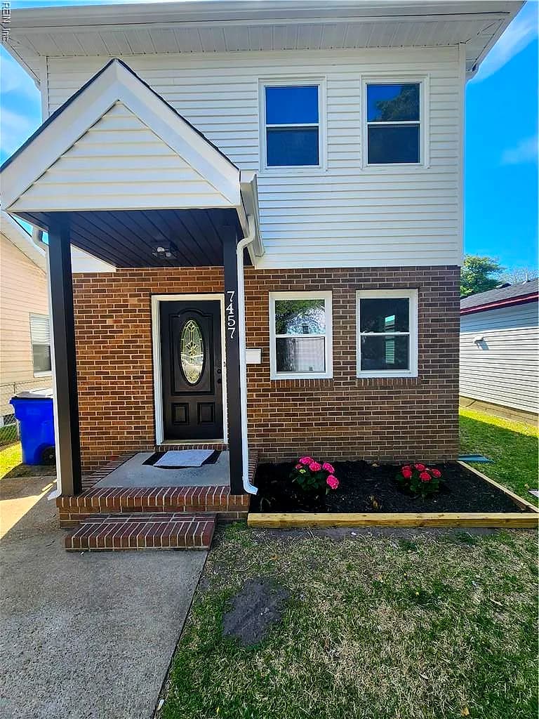 7457 Hughart ST, NORFOLK VA 23505 - Main photo