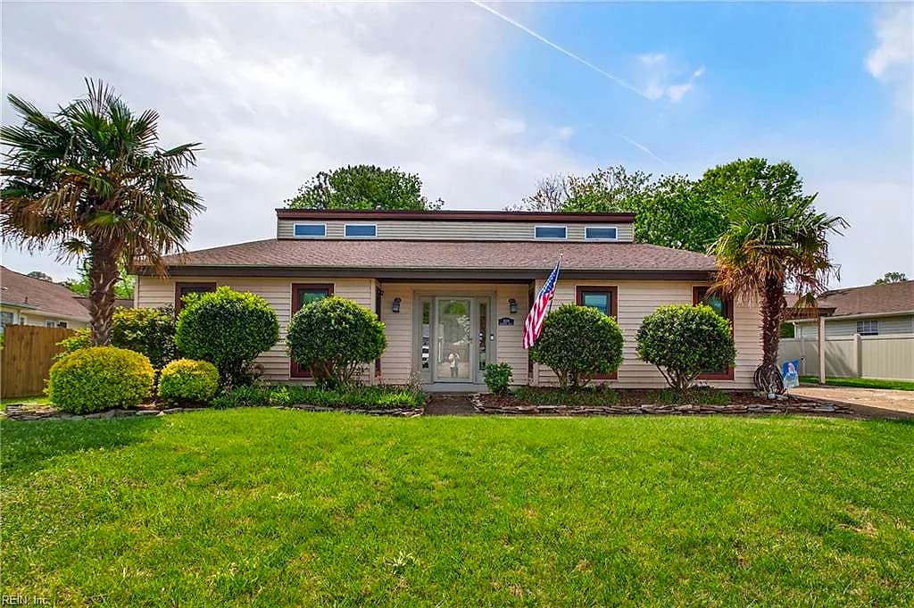 1029 Chatmoss DR, VIRGINIA BEACH VA 23464 - Main photo