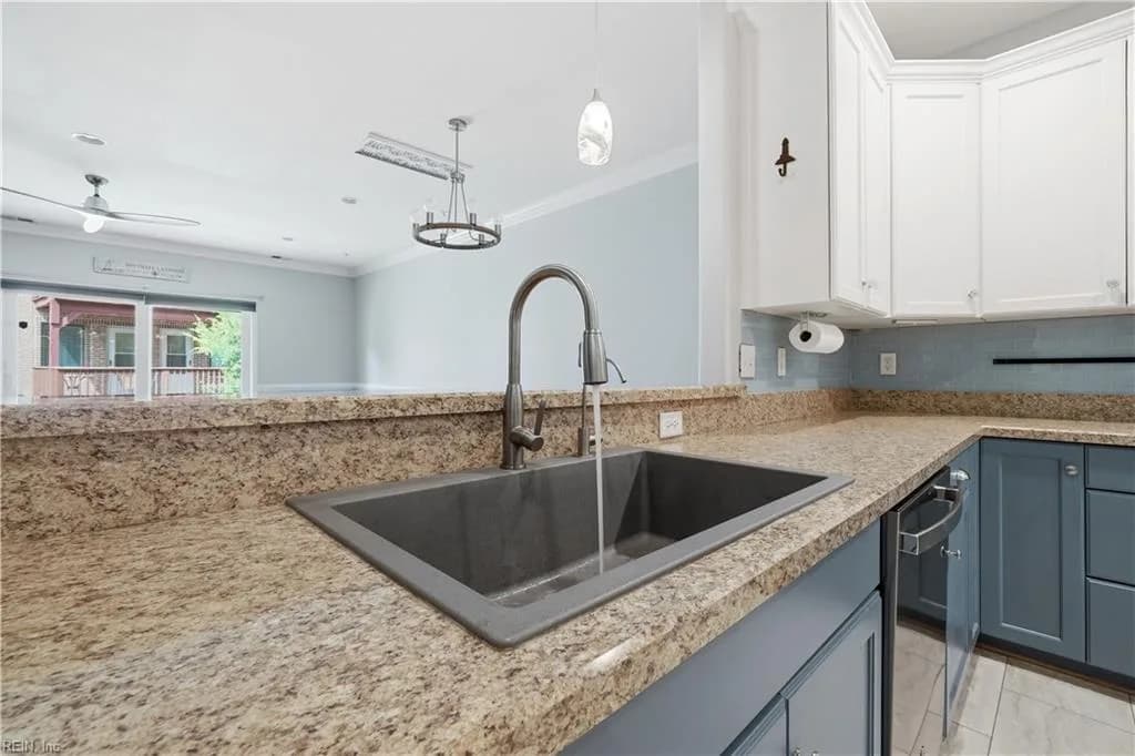 705 Charthouse CIR, HAMPTON VA 23664 thumb 11