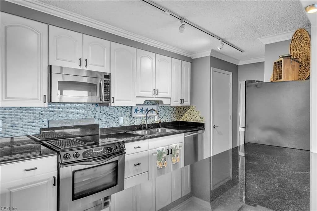 3558 Shore DR #106, VIRGINIABEACH VA 23455 thumb 6