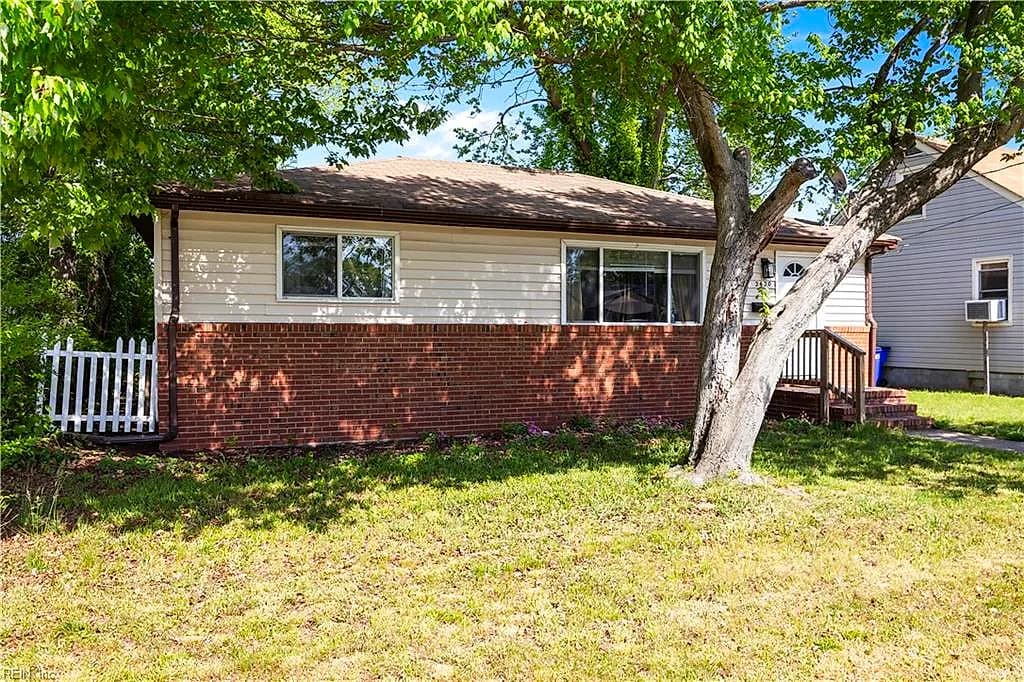 2420 Wyoming AVE, NORFOLK VA 23513 - Photo 3