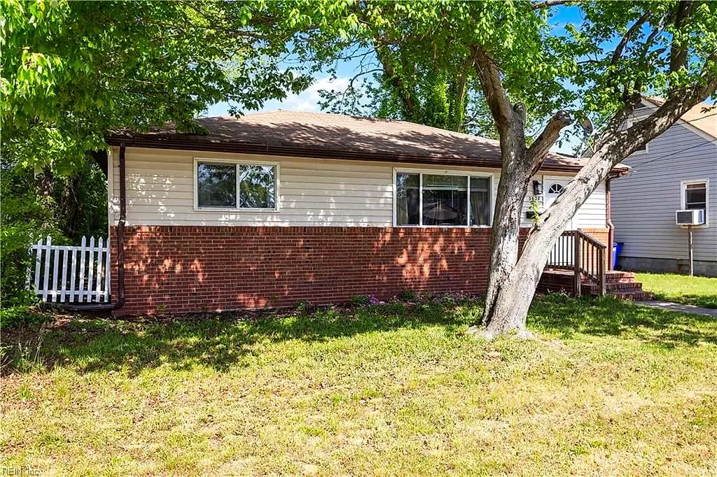 2420 Wyoming AVE, NORFOLK VA 23513 - Photo 3