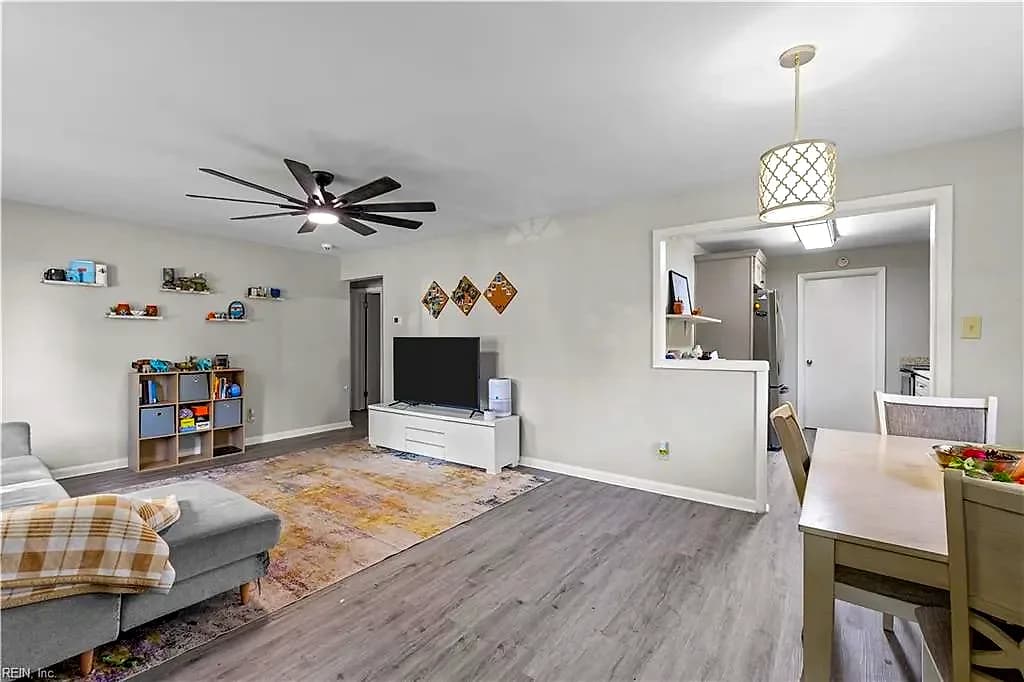 2420 Wyoming AVE, NORFOLK VA 23513 - Photo 4
