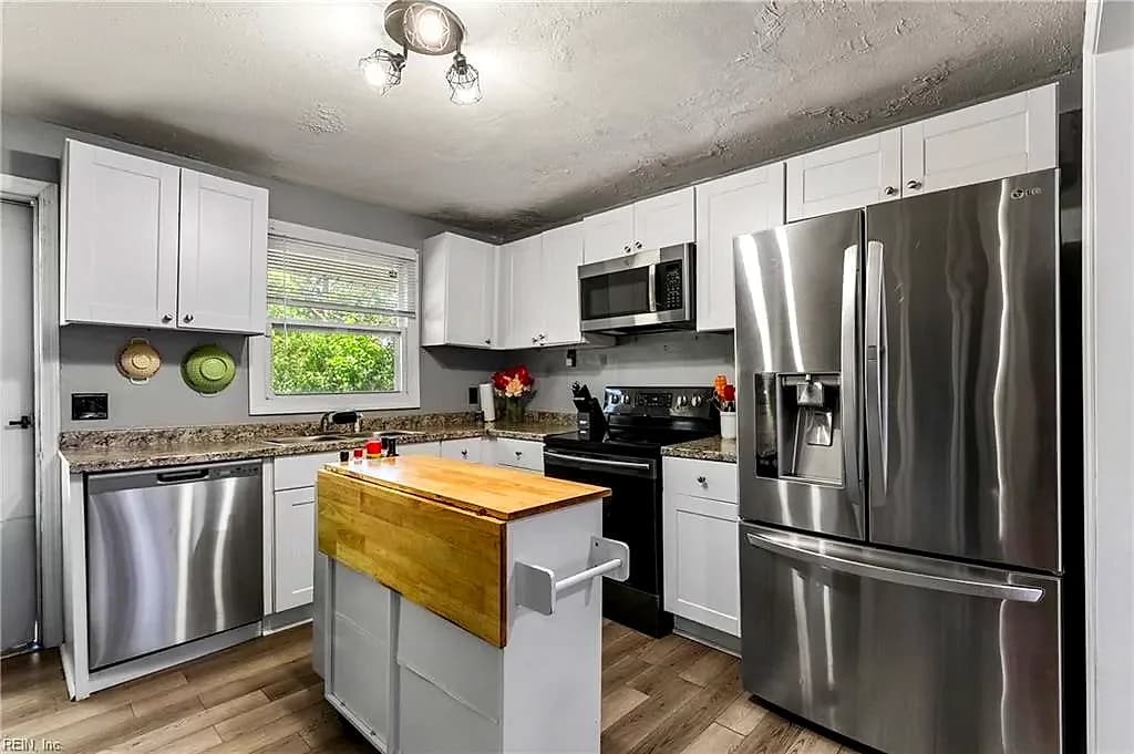 131 Jordan DR, HAMPTON VA 23666 thumb 11