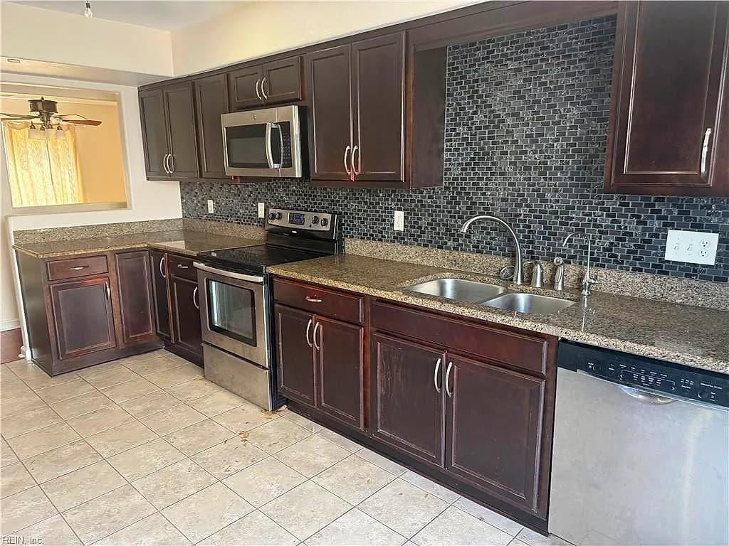 1621 Rechter CT, VIRGINIA BEACH VA 23454 - Photo 5