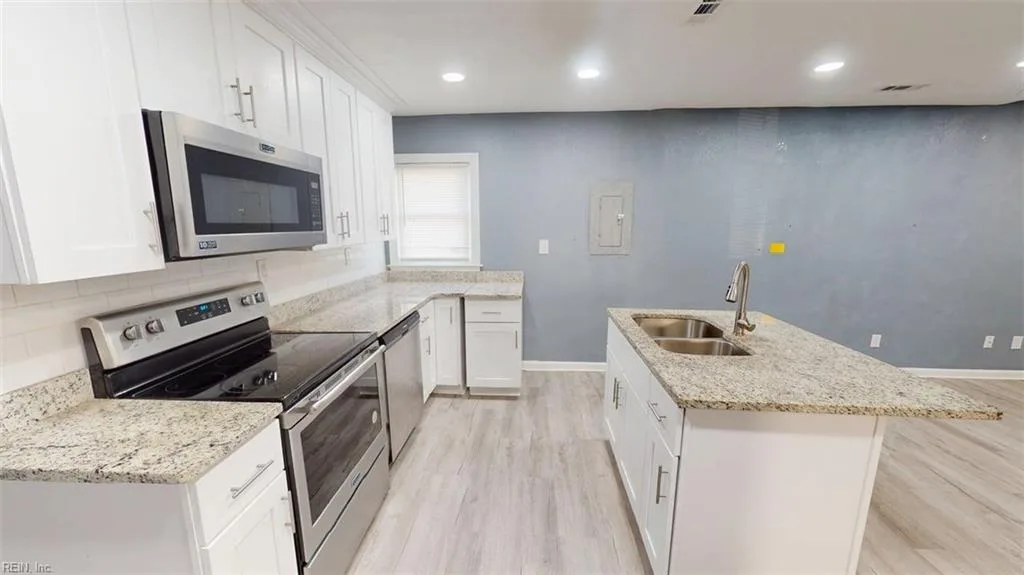 910 22nd ST, NEWPORTNEWS VA 23607 thumb 12