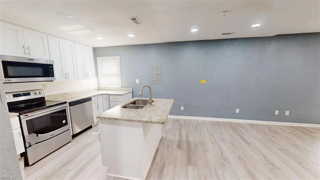 910 22nd ST, NEWPORTNEWS VA 23607 thumb 8