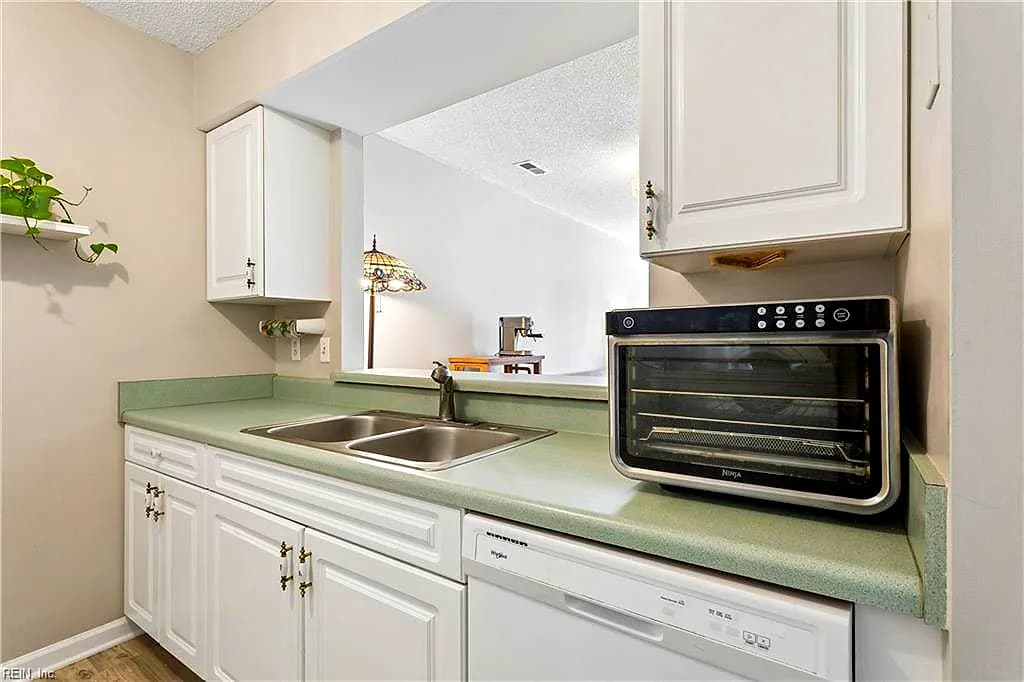 309 Queens CRES, WILLIAMSBURG VA 23185 thumb 11