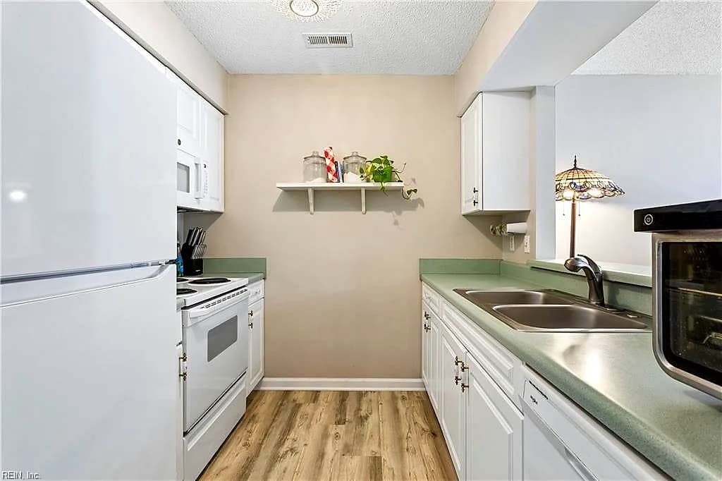 309 Queens CRES, WILLIAMSBURG VA 23185 thumb 10