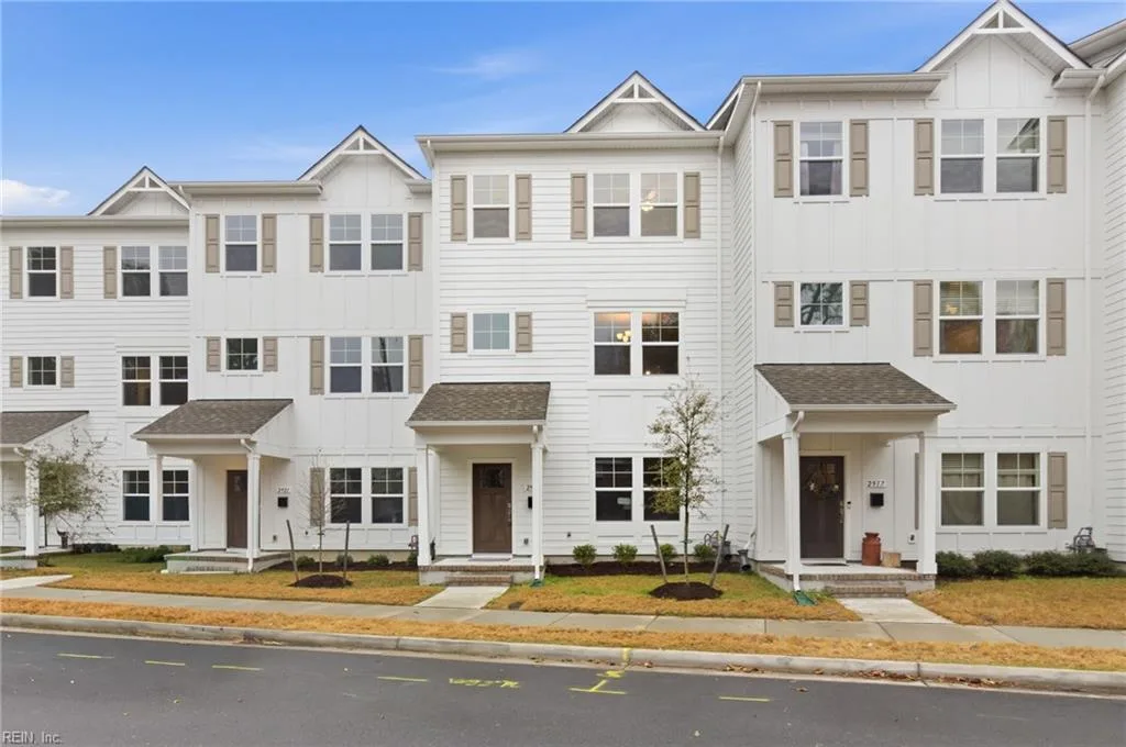 2919 Pretty Lake AVE, NORFOLK VA 23518 - Main photo