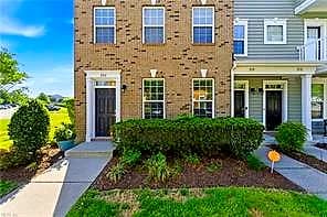 208 Agate ST, VIRGINIA BEACH VA 23462 - Main photo